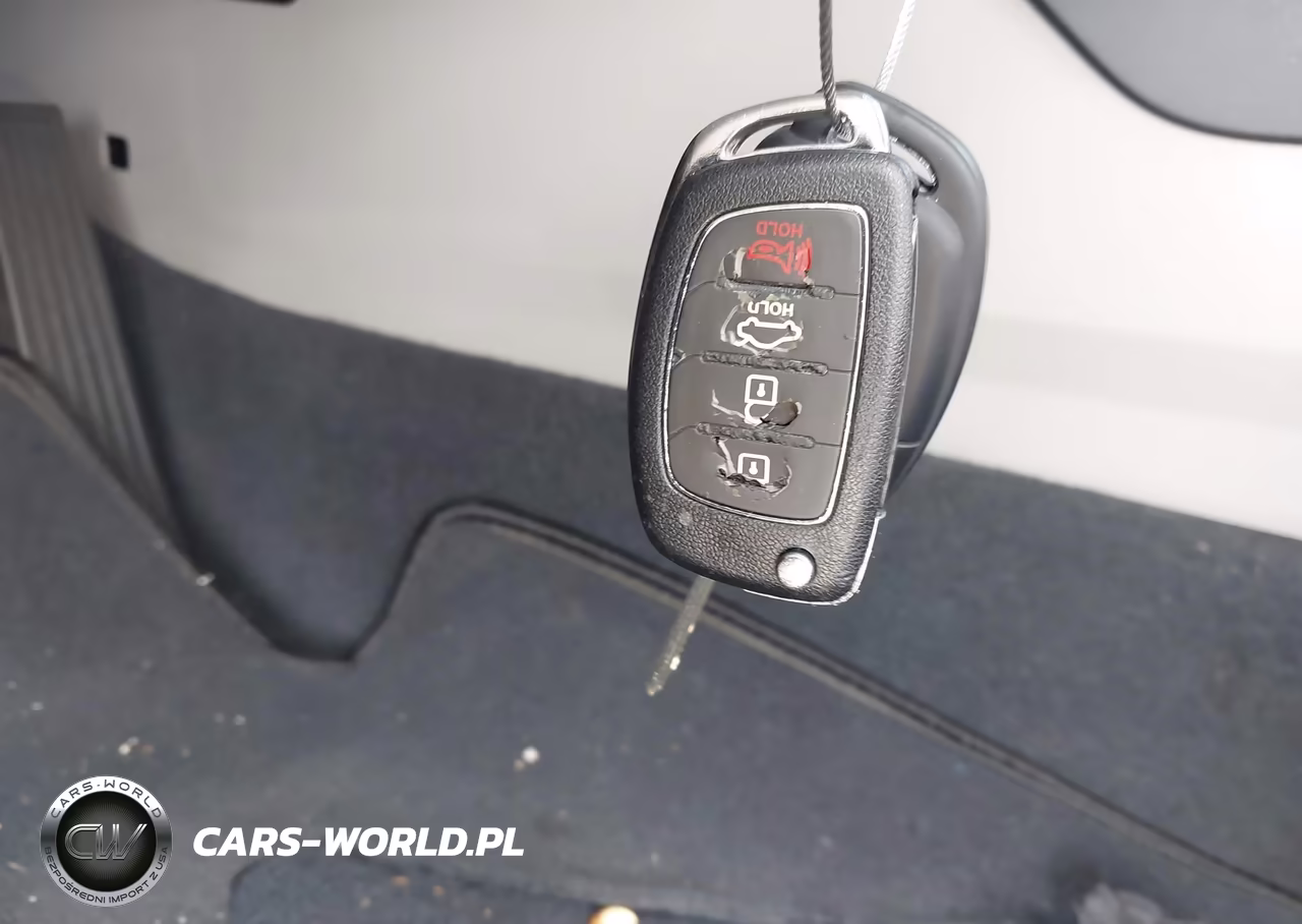 2015 Hyundai Sonata Sport VIN:5NPE34AF8FH032102 - 11
