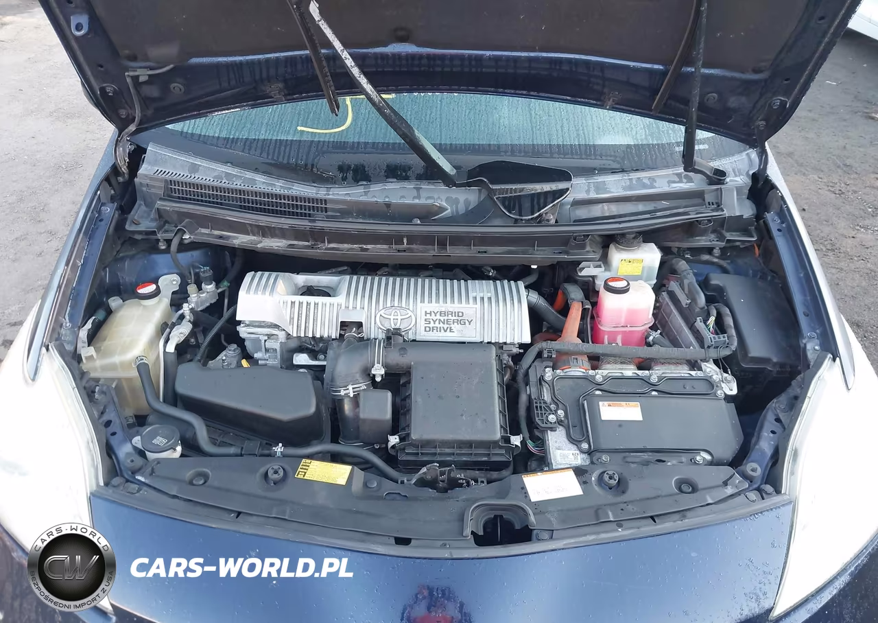 2015 Toyota Prius Two VIN:JTDKN3DU3F1892174 - 10