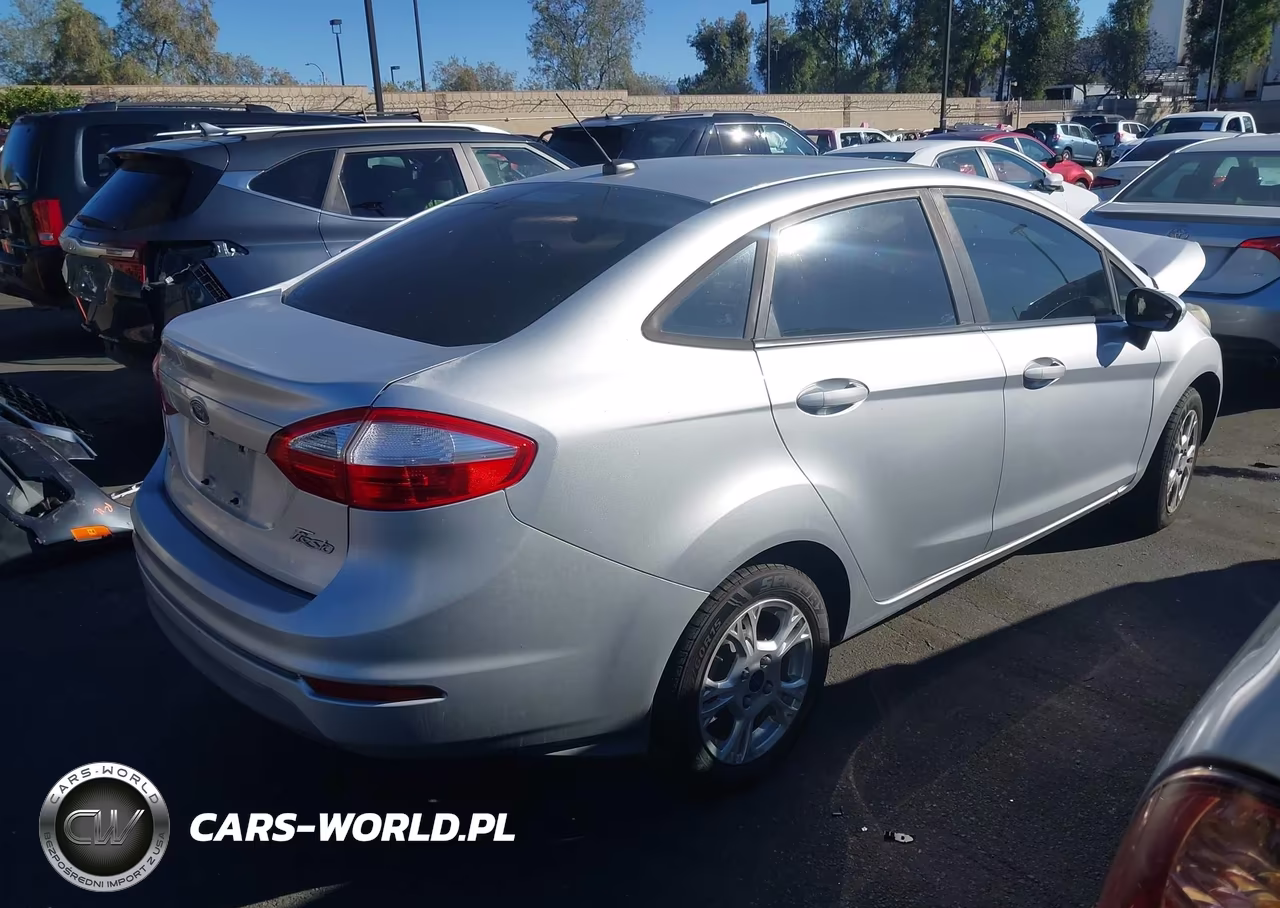2015 Ford Fiesta Se VIN:3FADP4BJ1FM155033 - 4
