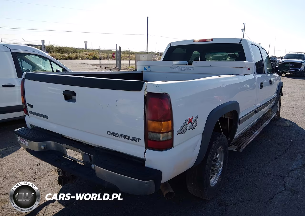 2001 Chevrolet Silverado K2500 Heavy Duty VIN:1GCHK23U11F168476 - 4