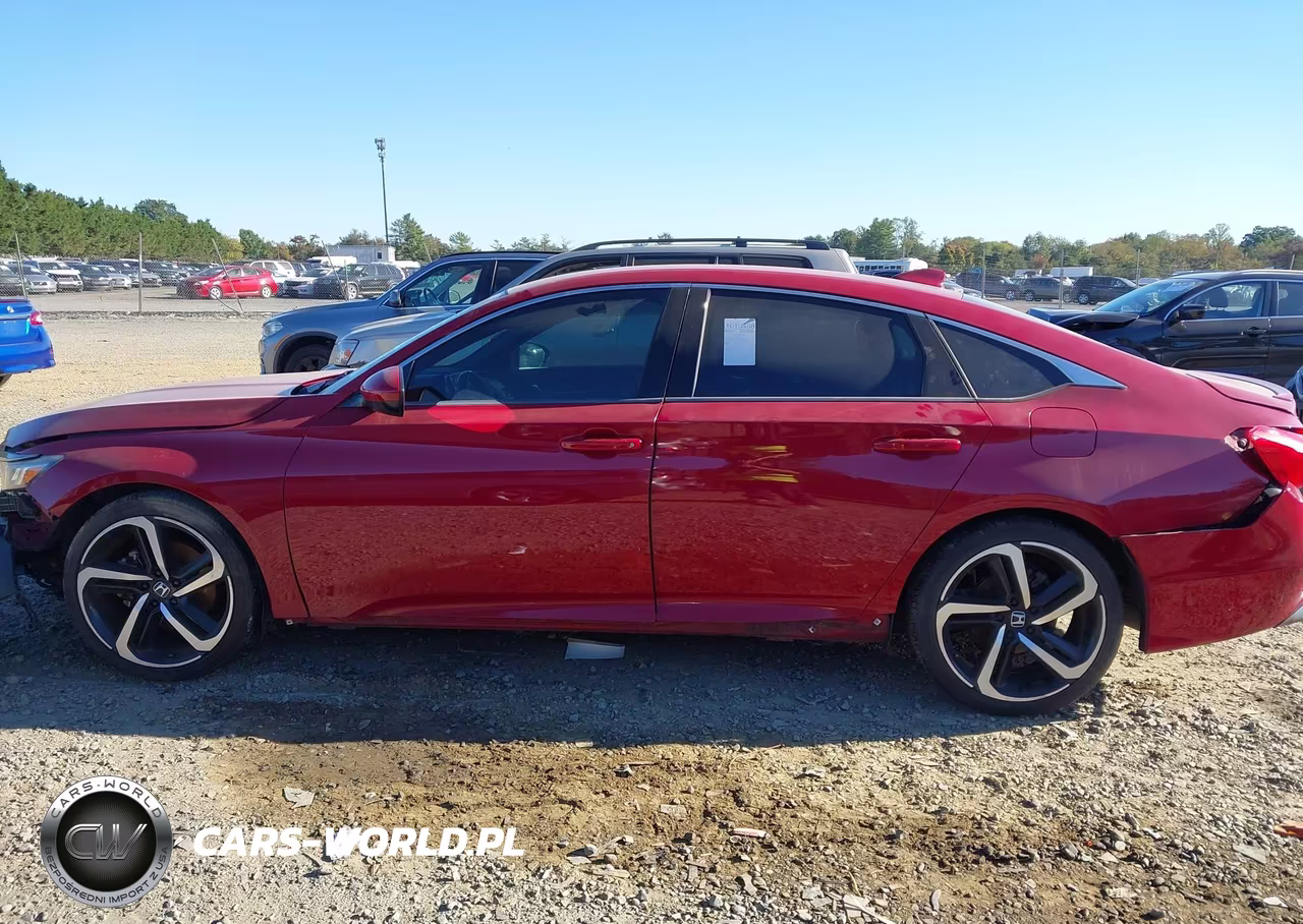 2018 Honda Accord Sport VIN:1HGCV1F31JA182746 - 15