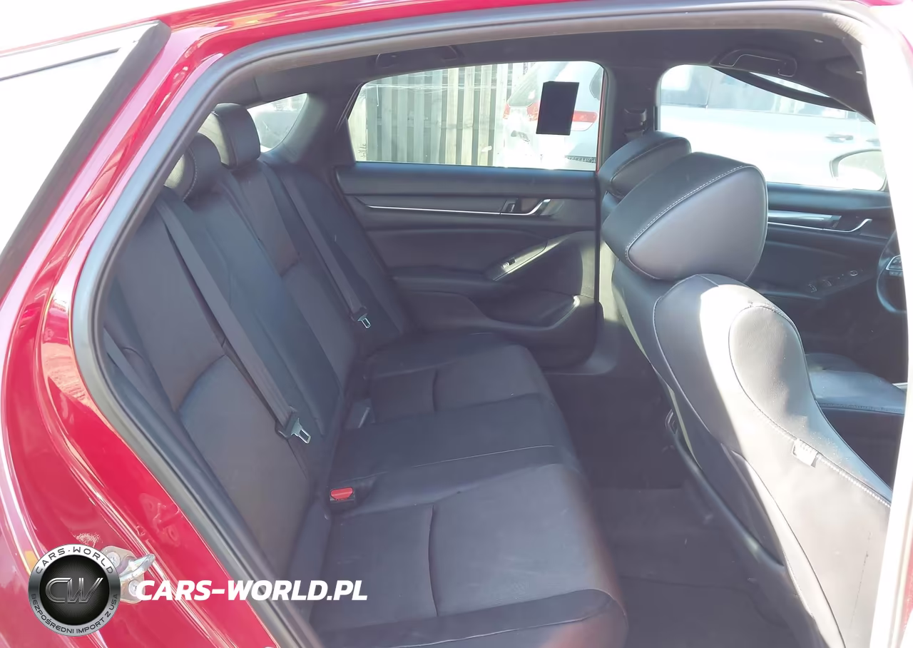 2018 Honda Accord Sport VIN:1HGCV1F31JA182746 - 8