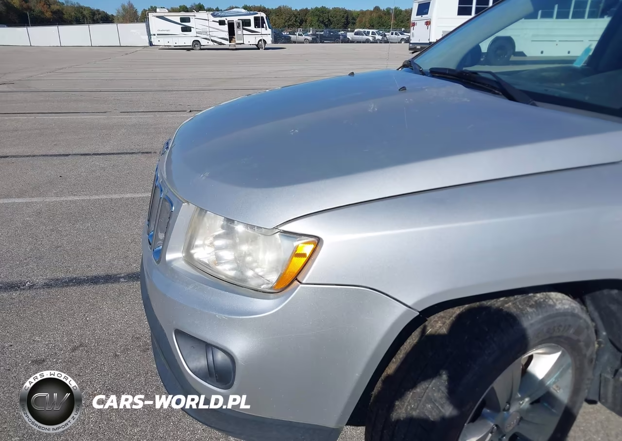 2011 Jeep Compass VIN:1J4NF1FB1BD136663 - 6
