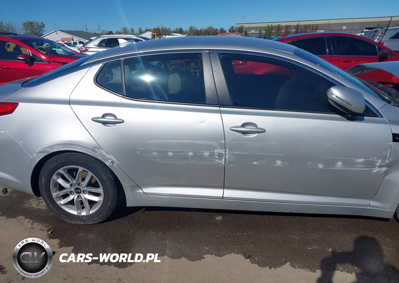 2011 Kia Optima Lx VIN:KNAGM4A73B5097705 - 14