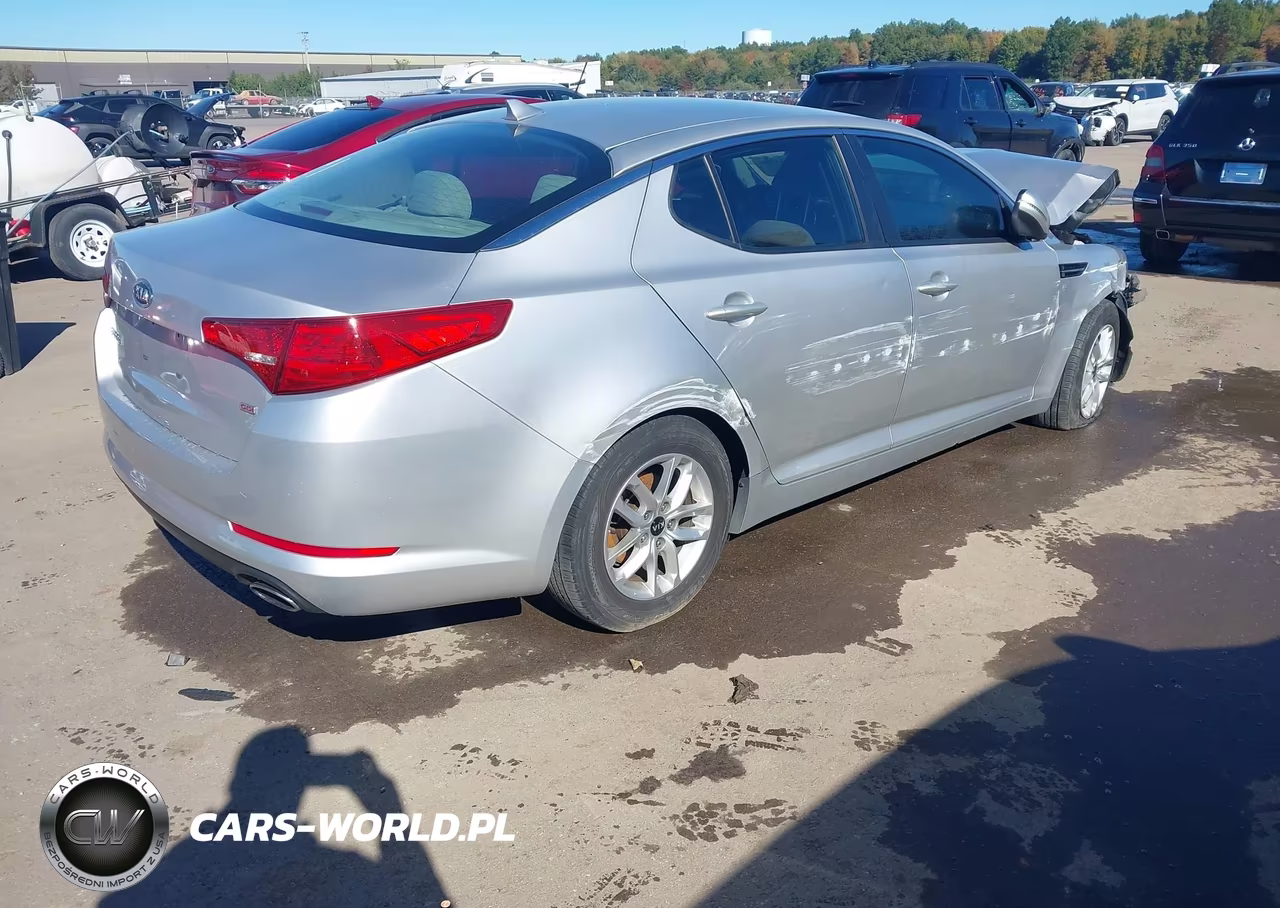 2011 Kia Optima Lx VIN:KNAGM4A73B5097705 - 4