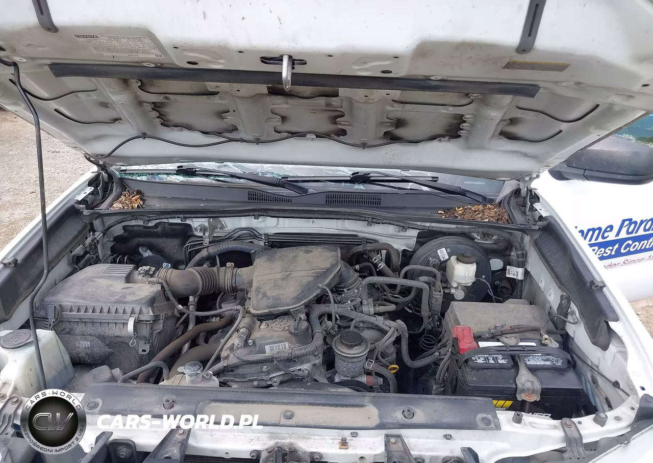 2020 Toyota Tacoma Sr VIN:5TFRX5GN4LX169614 - 10