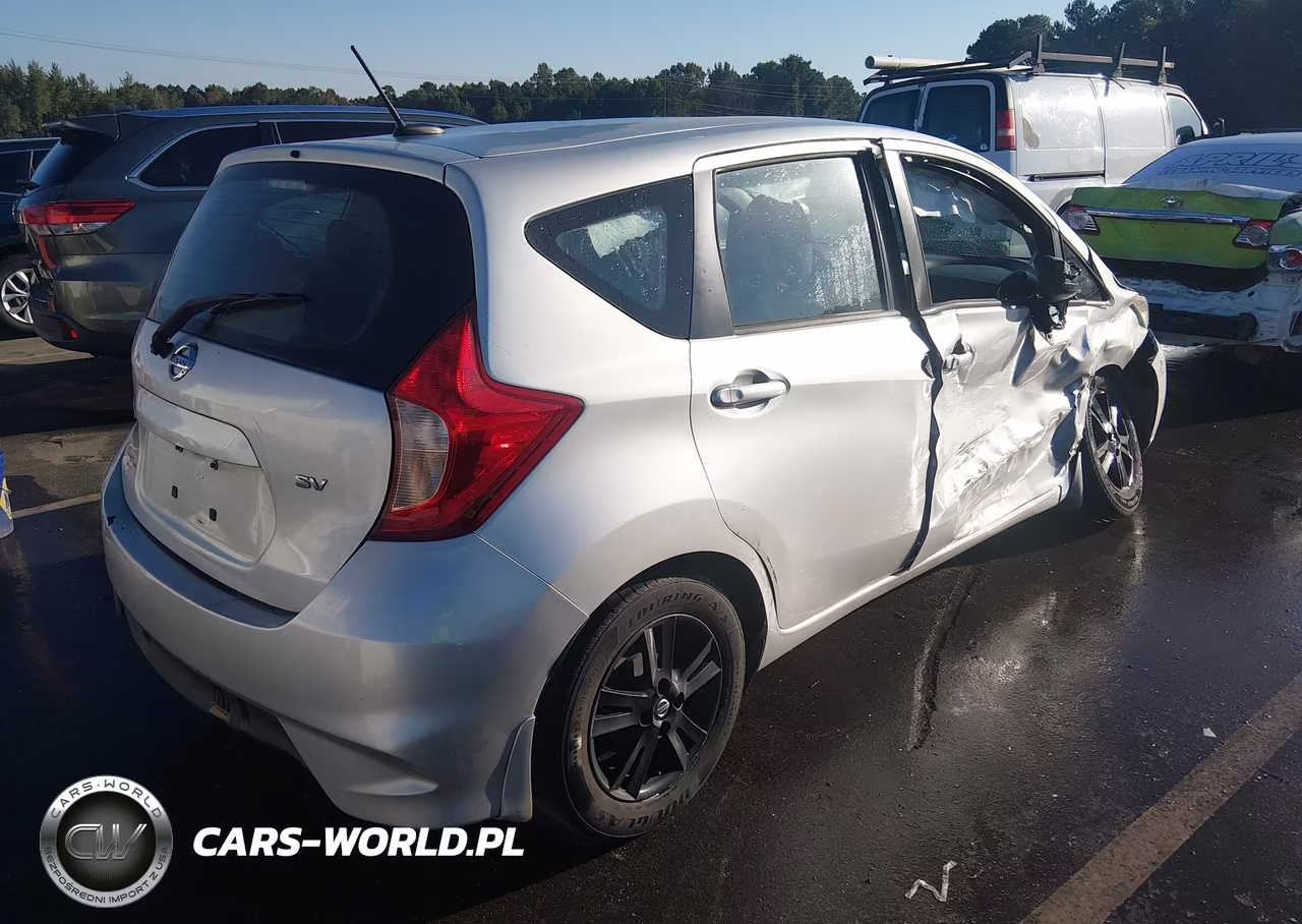 2018 Nissan Versa Note Sv VIN:3N1CE2CP5JL356986 - 4