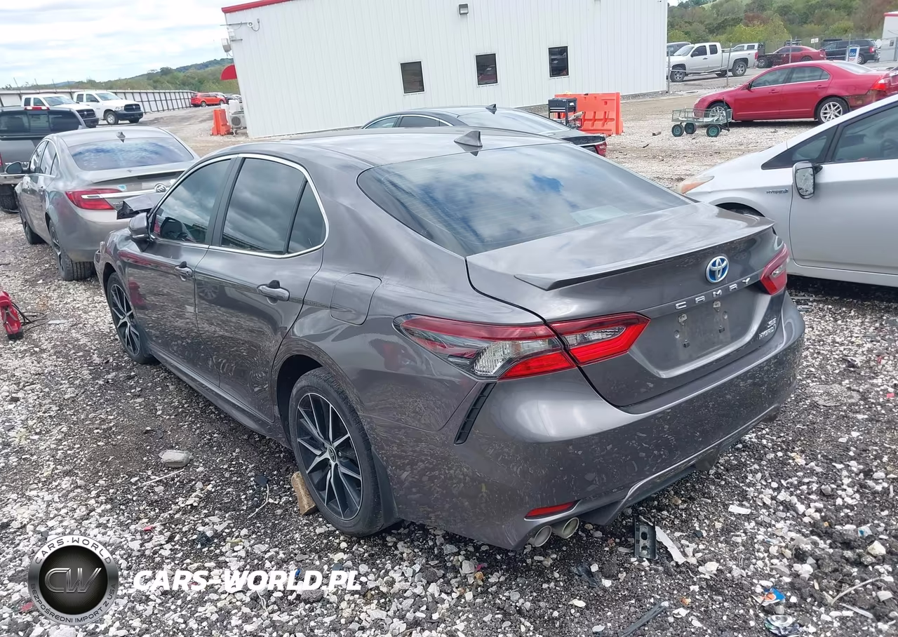 2023 Toyota Camry Se Hybrid VIN:4T1S31AK8PU618803 - 3