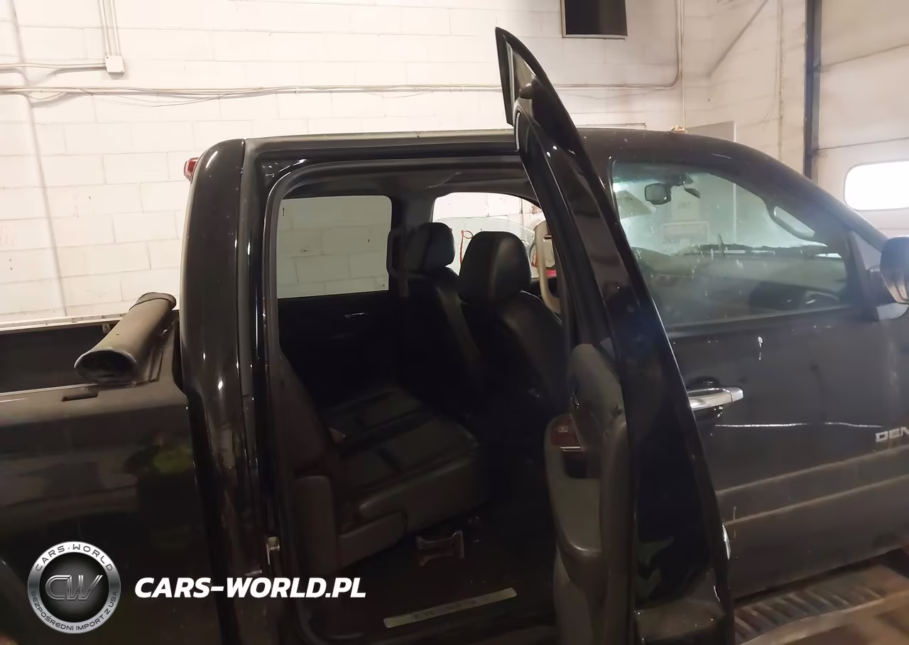 2009 GMC Sierra 1500 Denali VIN:3GTEK03269G149776 - 8