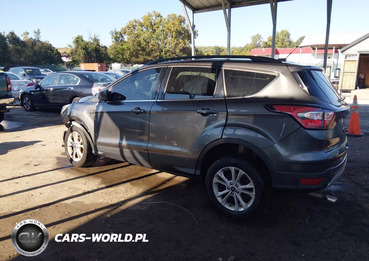 2018 Ford Escape Se VIN:1FMCU0GD0JUC17192 - 3
