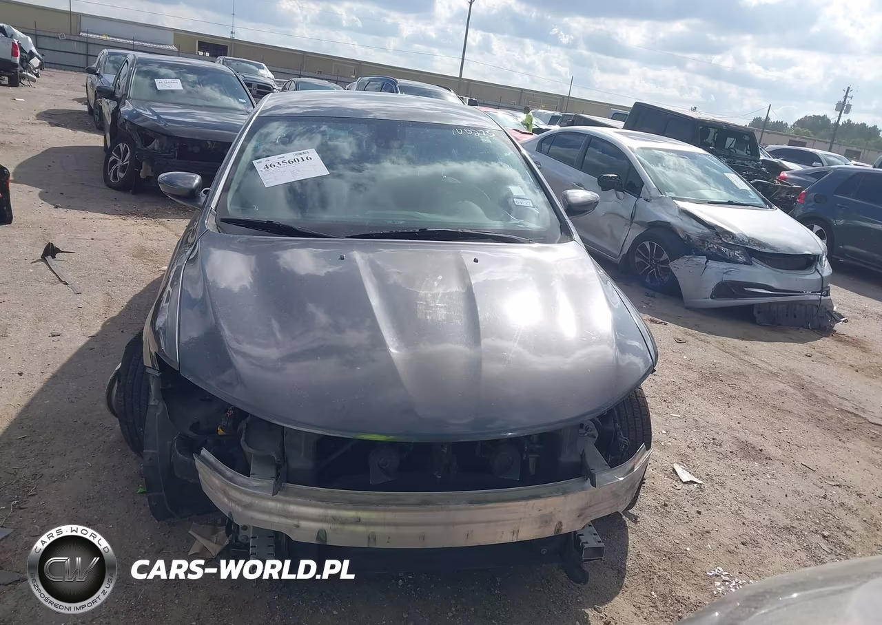 2015 Chrysler 200 Limited VIN:1C3CCCABXFN750611 - 12