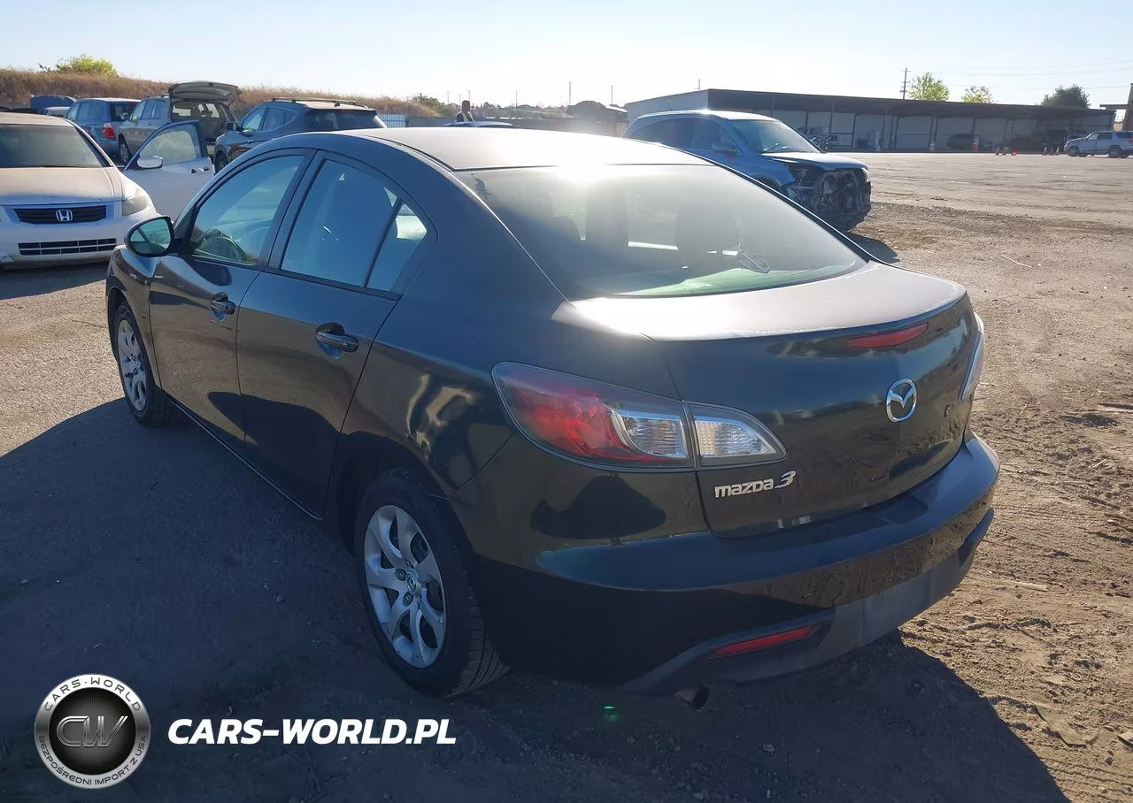 2011 Mazda Mazda3 I Sport VIN:JM1BL1UG5B1490543 - 3