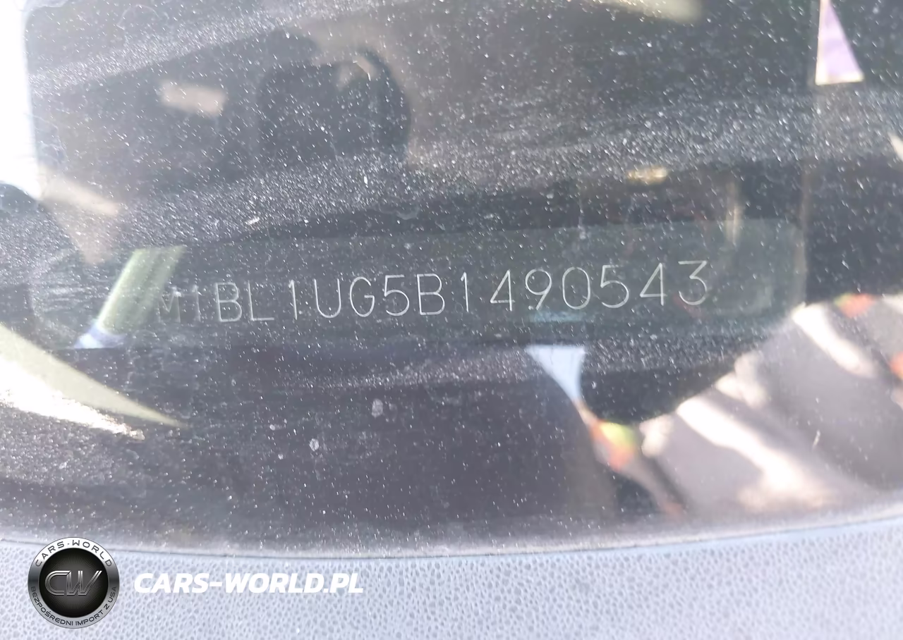 2011 Mazda Mazda3 I Sport VIN:JM1BL1UG5B1490543 - 9