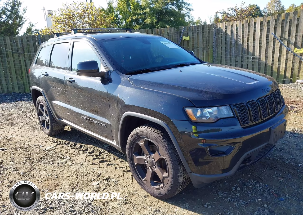 2018 Jeep Grand Cherokee Upland 4X4 VIN:1C4RJFAG1JC469472 - 1