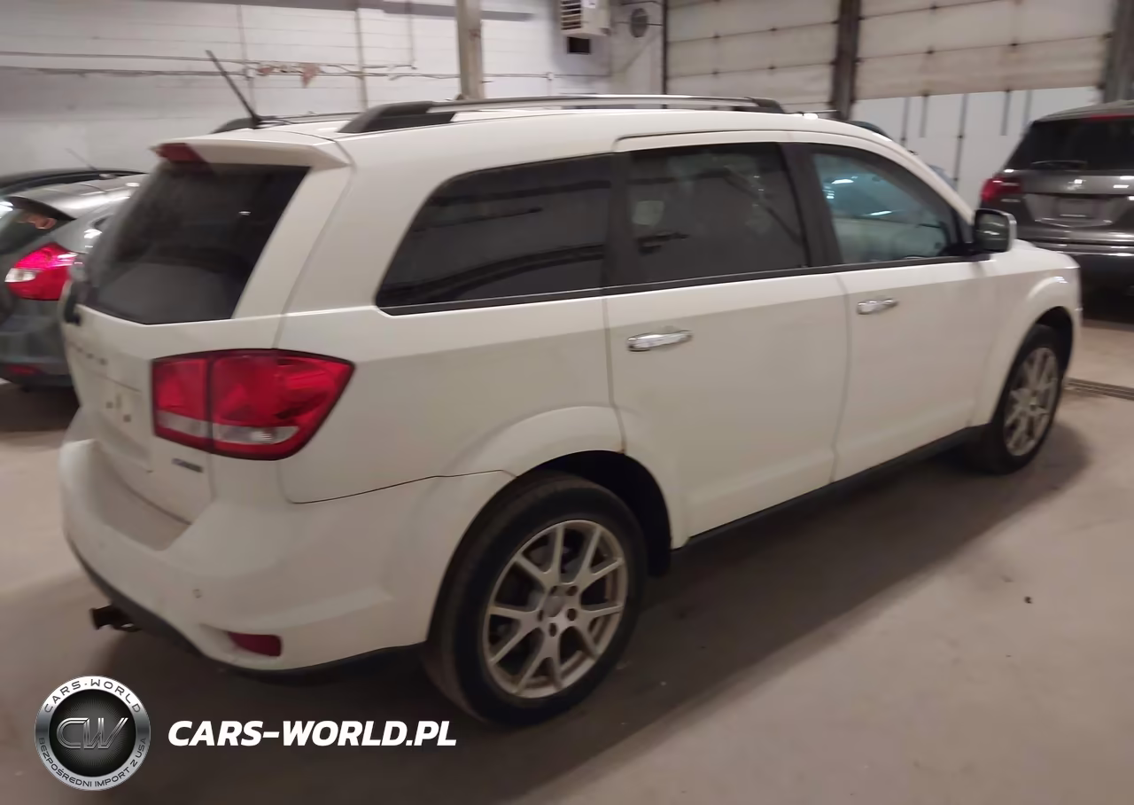 2012 Dodge Journey Crew VIN:3C4PDCDG1CT368092 - 4