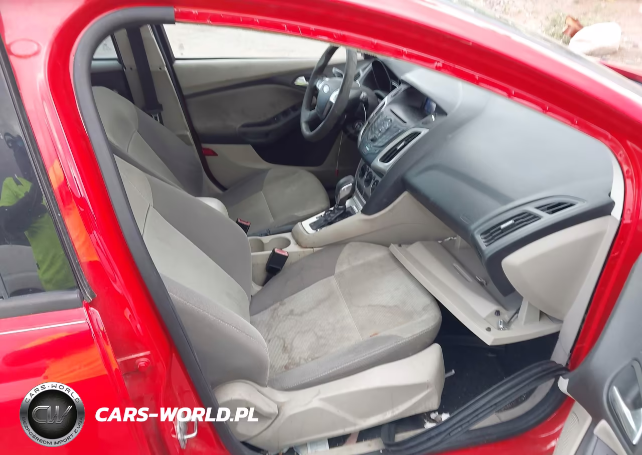 2012 Ford Focus Se VIN:1FAHP3K23CL244281 - 5