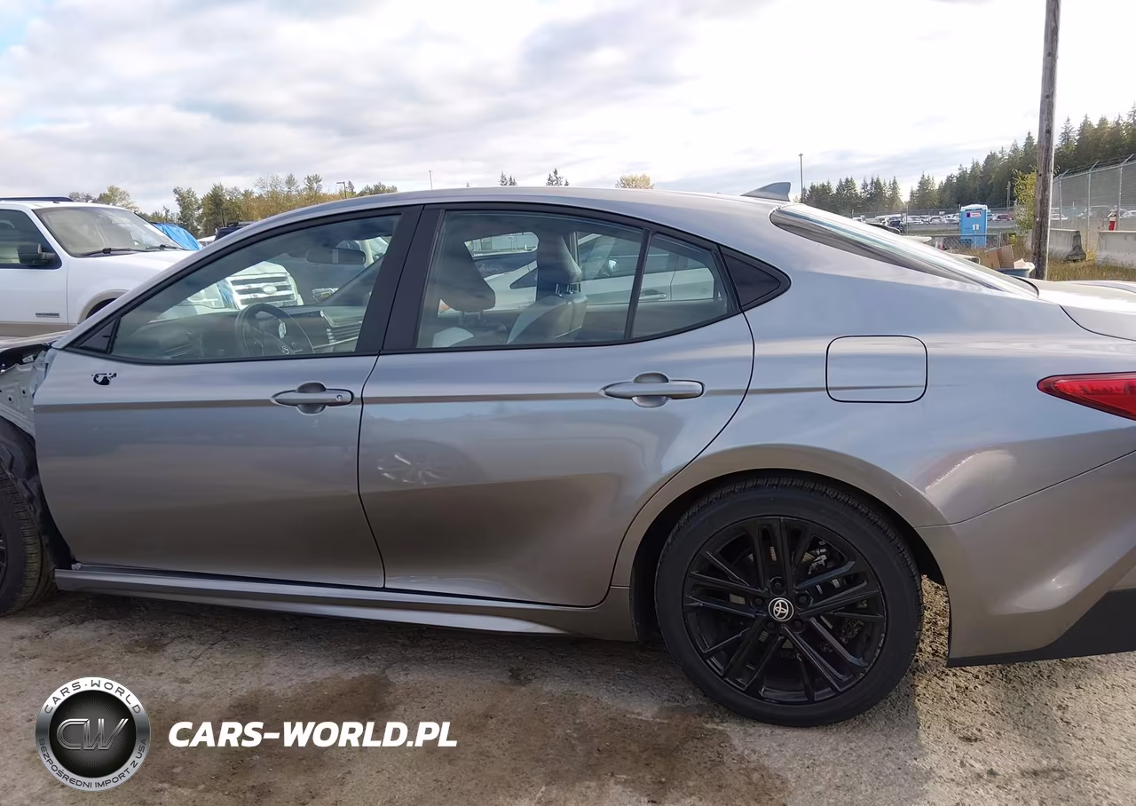 2025 Toyota Camry Se VIN:4T1DAACK2SU608191 - 15