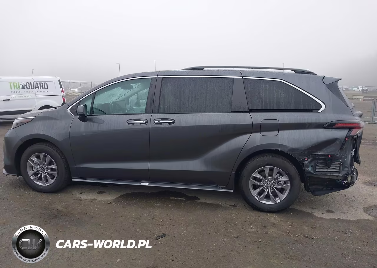 2025 Toyota Sienna Xle-Xle 8 Passenger VIN:5TDYRKEC2SS259967 - 14