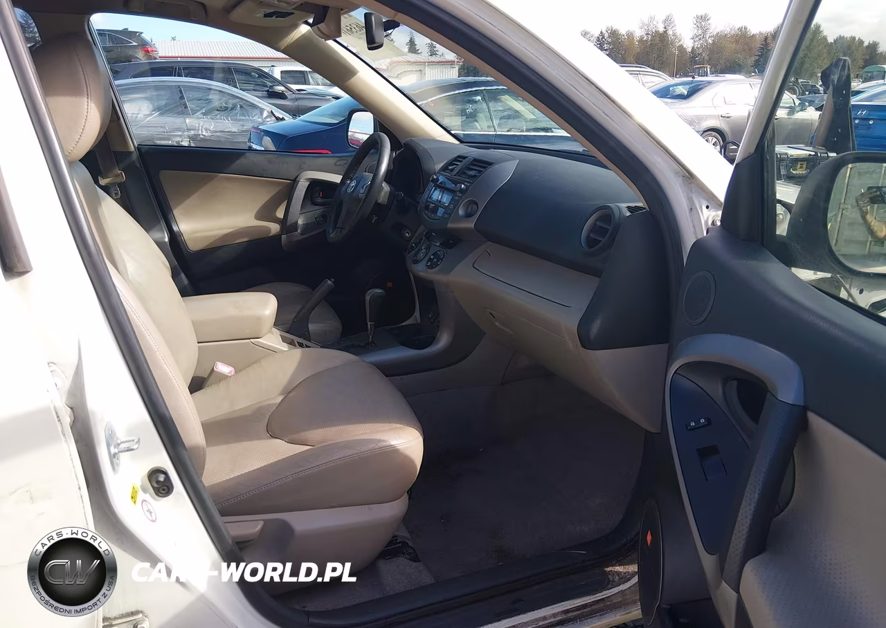 2008 Toyota Rav4 Limited V6 VIN:JTMBK31V985047928 - 17