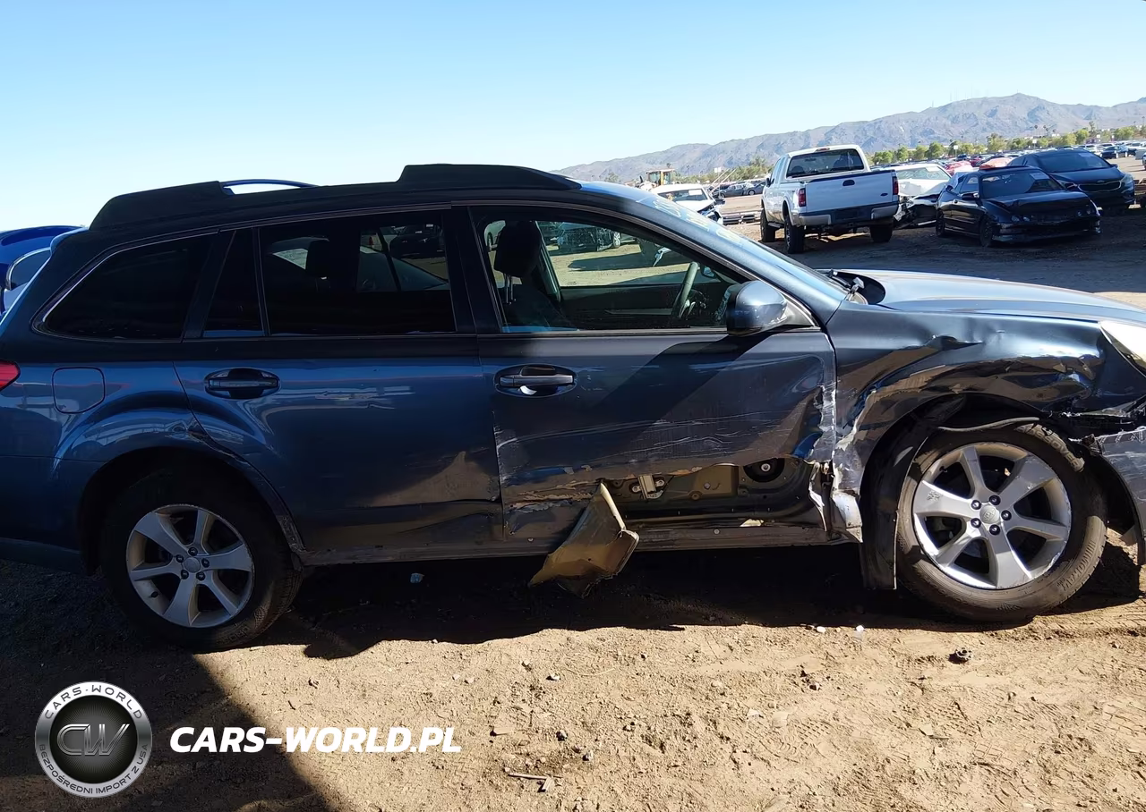 2013 Subaru Outback 2.5I Premium VIN:4S4BRBGC4D3230148 - 14