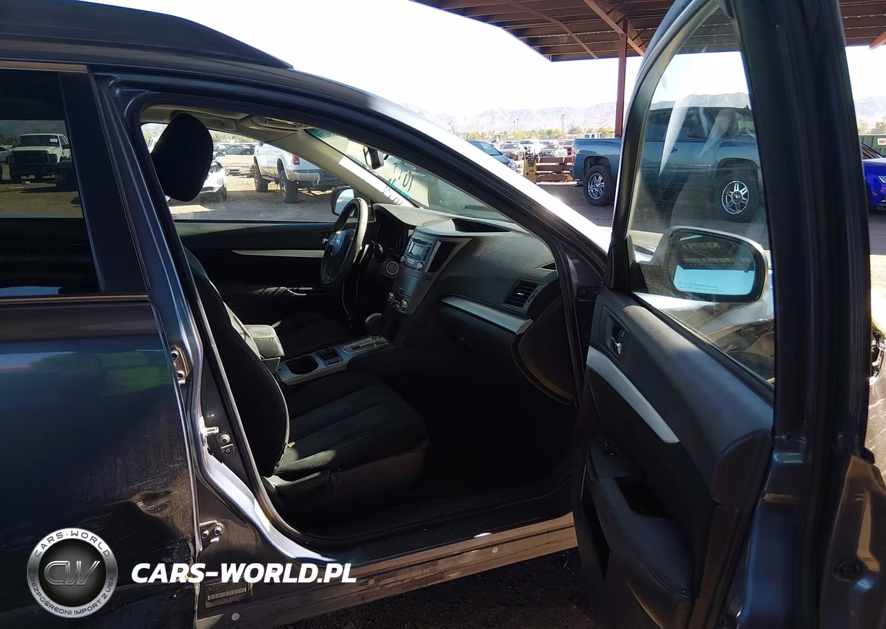 2013 Subaru Outback 2.5I Premium VIN:4S4BRBGC4D3230148 - 5