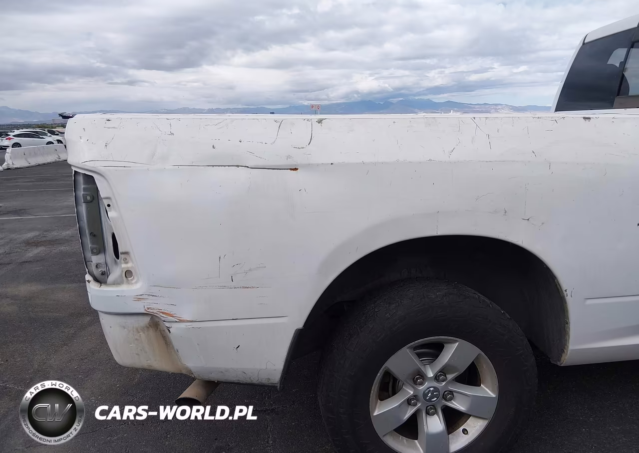 2015 Ram 1500 Tradesman VIN:3C6JR6DT3FG621746 - 16