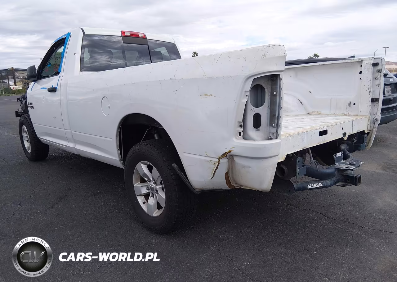2015 Ram 1500 Tradesman VIN:3C6JR6DT3FG621746 - 3