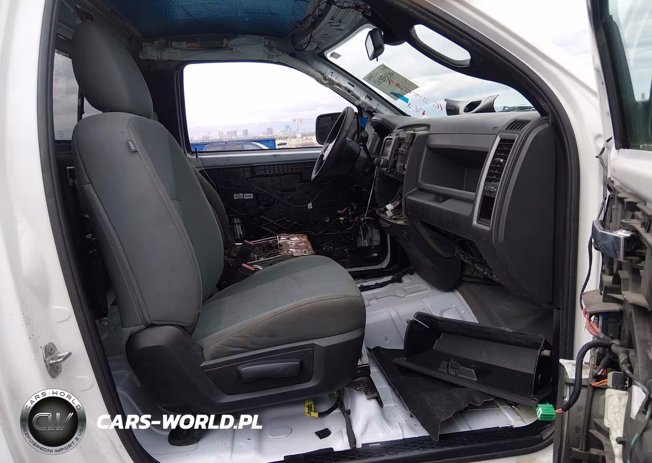2015 Ram 1500 Tradesman VIN:3C6JR6DT3FG621746 - 8