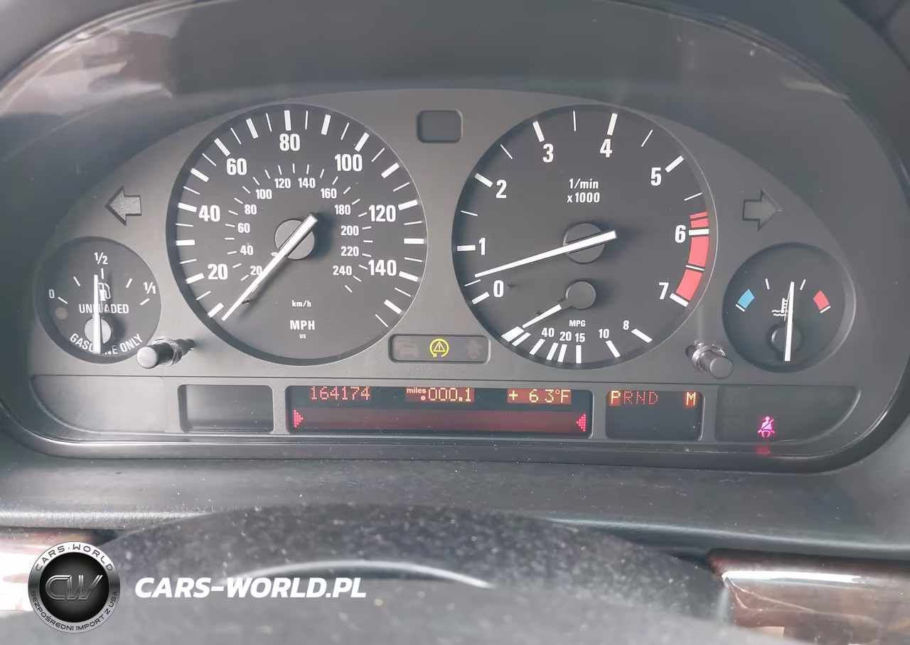 2000 BMW 740Ia VIN:WBAGG8346YDN76877 - 7