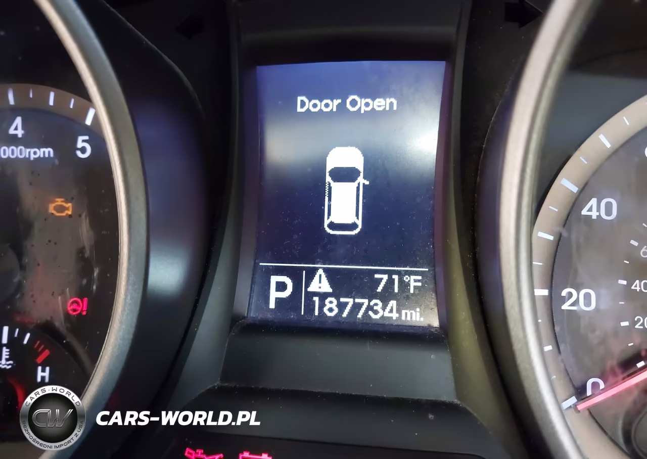 2016 Hyundai Santa Fe Sport 2.4L VIN:5XYZT3LB7GG362277 - 15