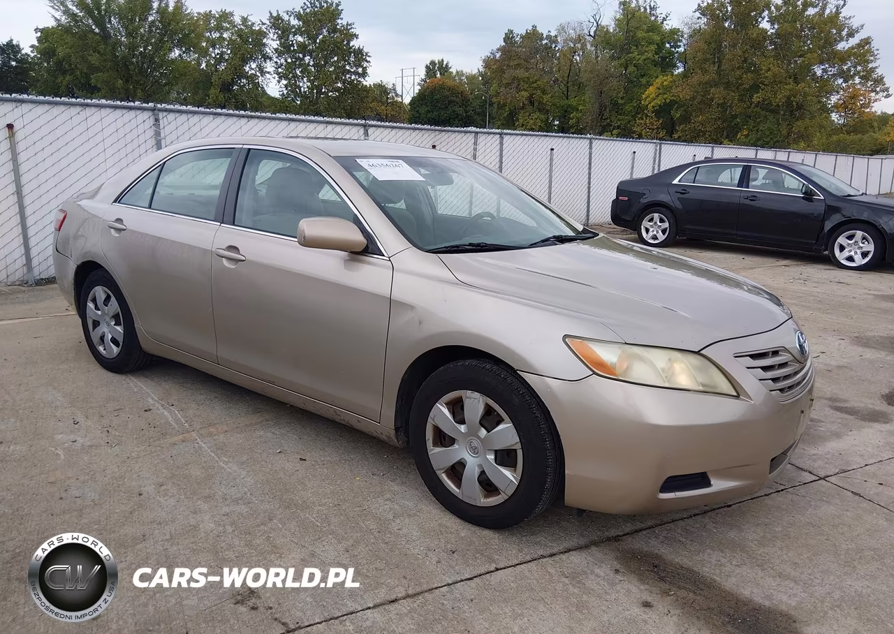 2007 Toyota Camry Le – zdjęcie 1 z 12