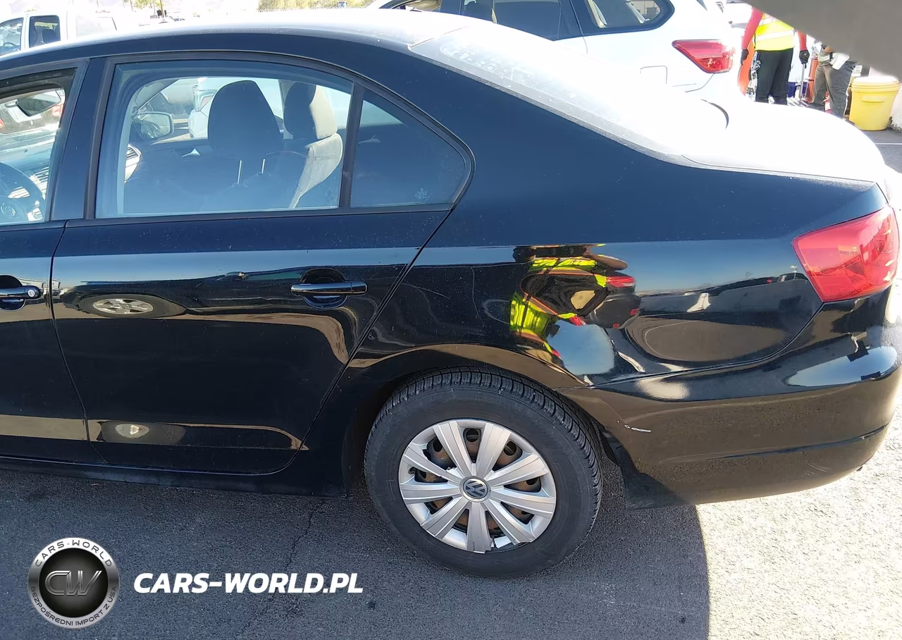 2011 Volkswagen Jetta 2.0L S VIN:3VW2K7AJ7BM300408 - 13