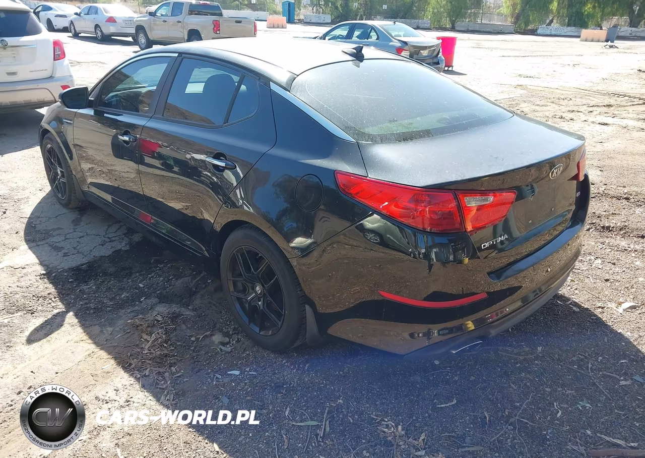2015 Kia Optima Lx VIN:5XXGM4A75FG487922 - 3