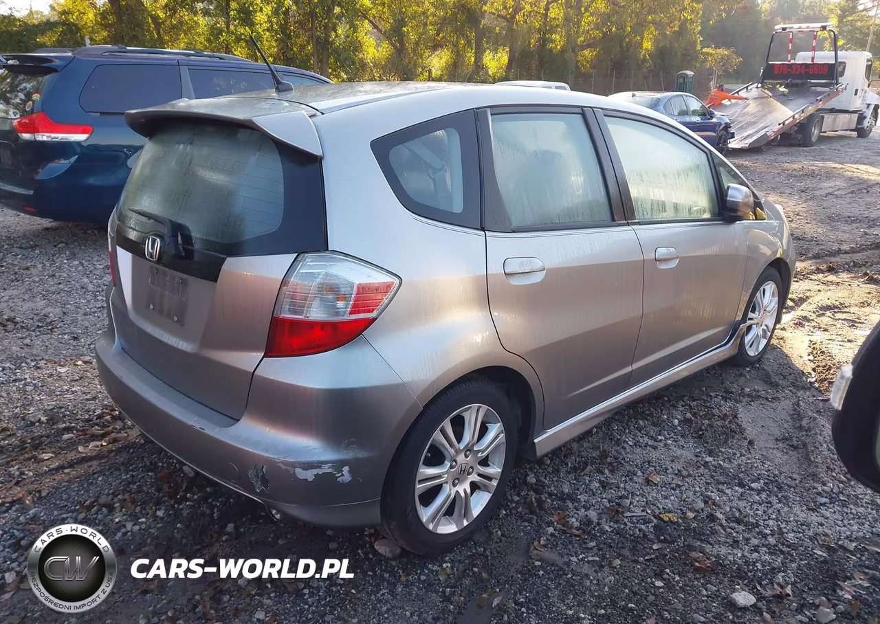 2009 Honda Fit Sport VIN:JHMGE87409S042157 - 4