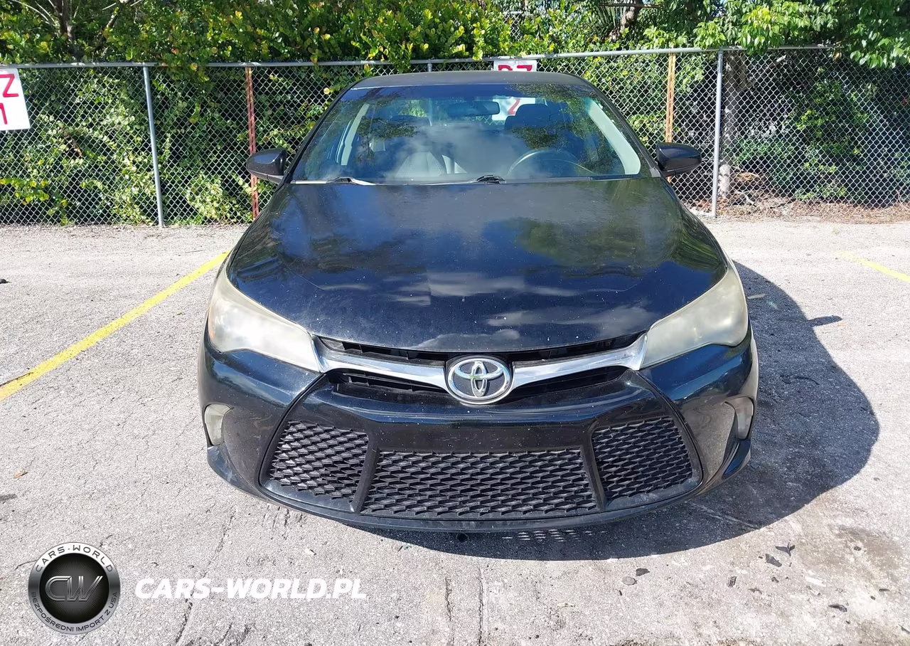 2015 Toyota Camry Se VIN:4T1BF1FKXFU975057 - 12
