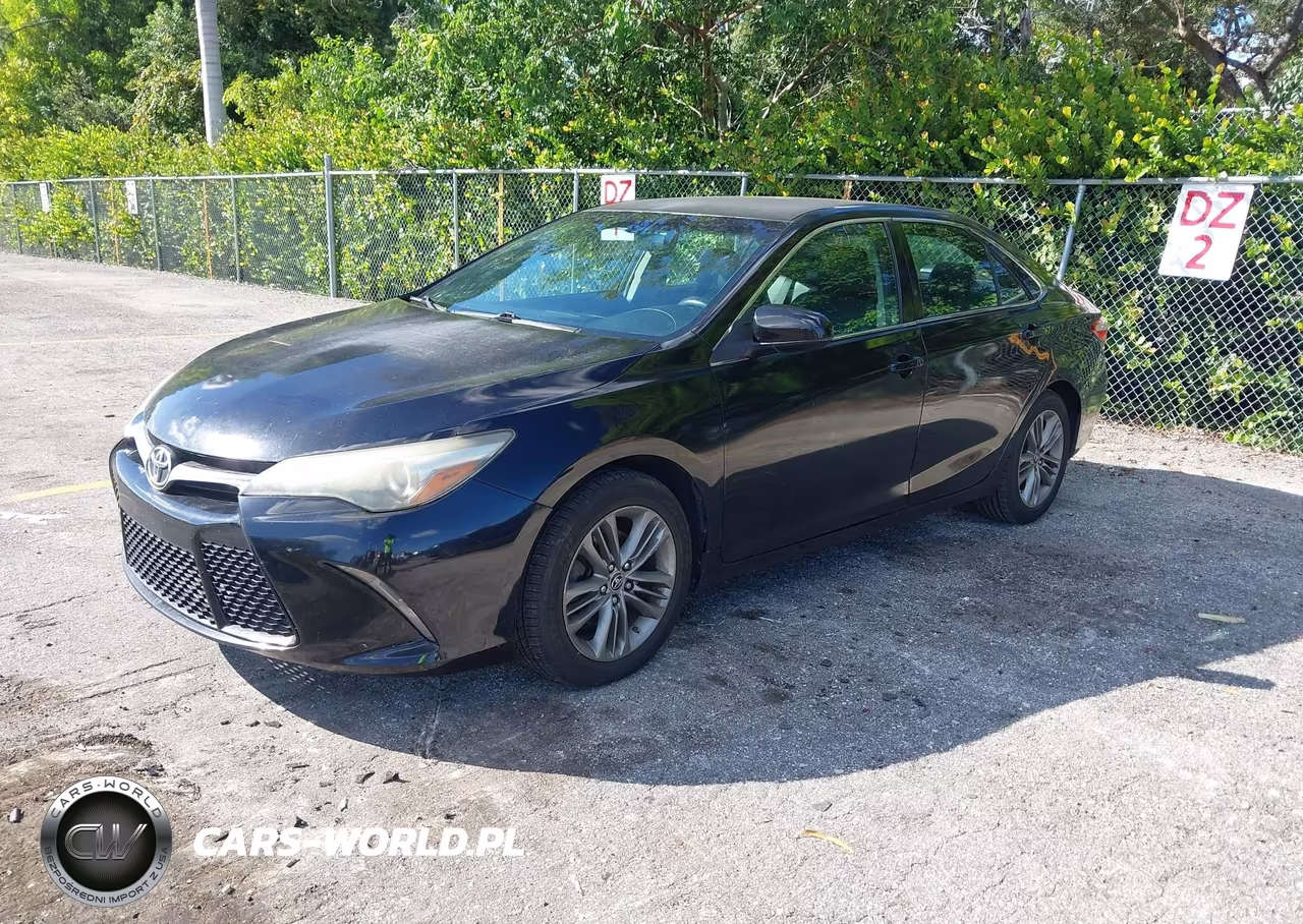 2015 Toyota Camry Se VIN:4T1BF1FKXFU975057 - 2