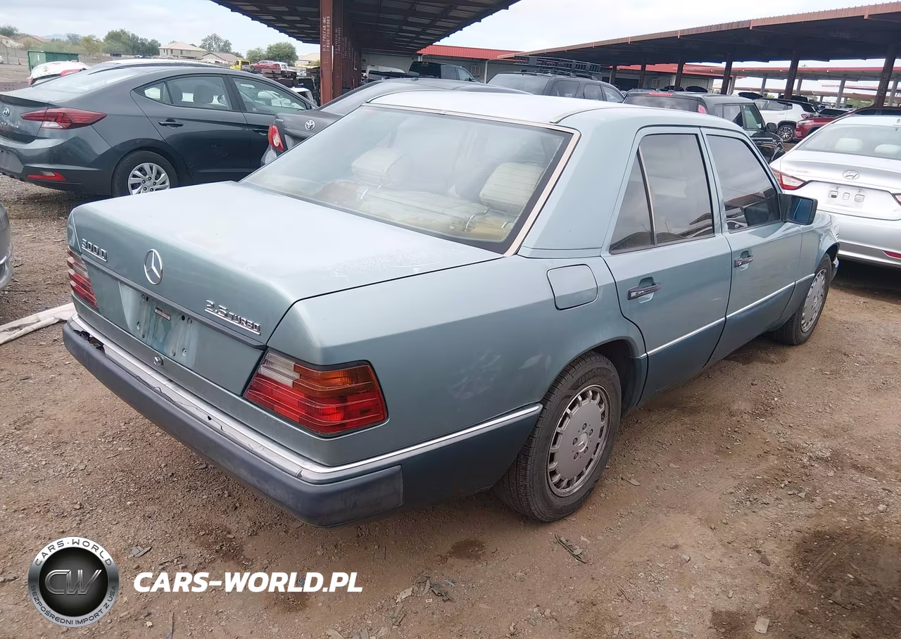 1992 Mercedes-Benz 300 D VIN:WDBEB28E5NB615469 - 4