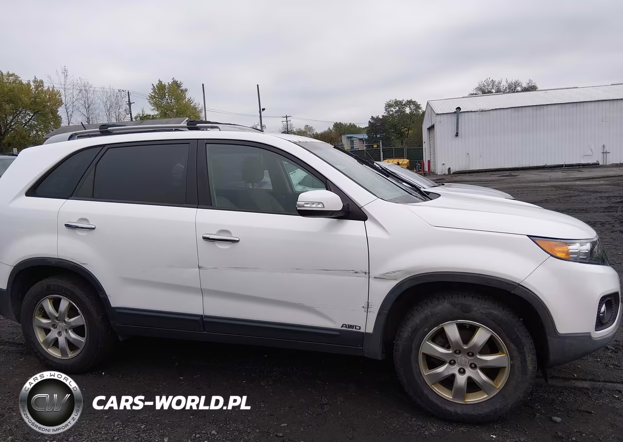 2011 Kia Sorento Lx VIN:5XYKTDA16BG110904 - 6