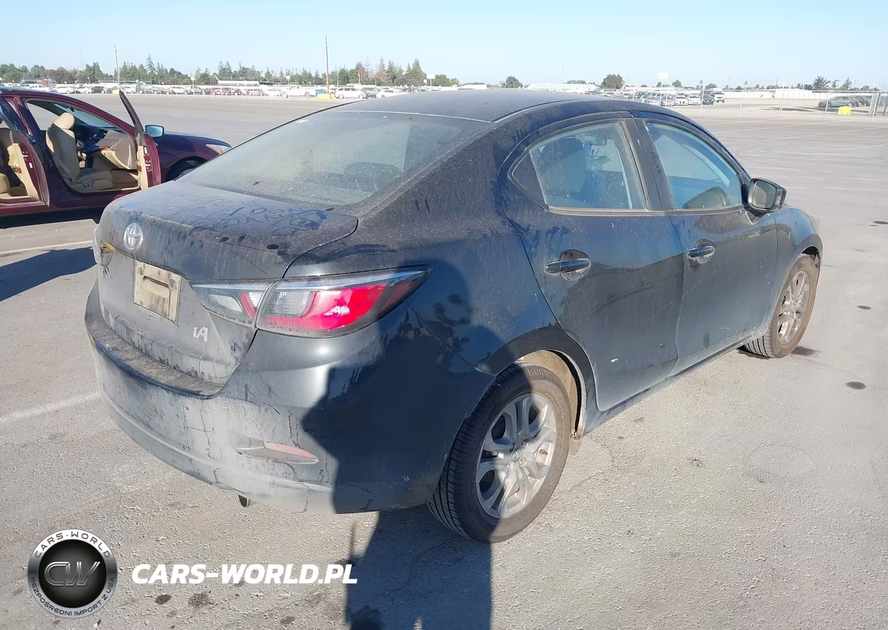 2017 Toyota Yaris Ia VIN:3MYDLBYV7HY185834 - 4
