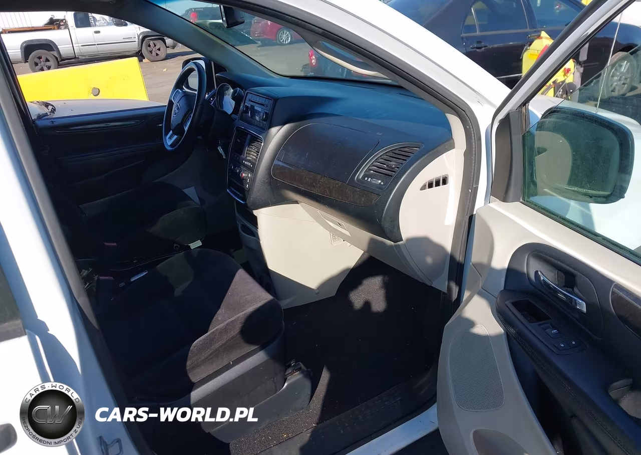 2014 Dodge Grand Caravan American Value Pkg VIN:2C4RDGBG5ER316361 - 5