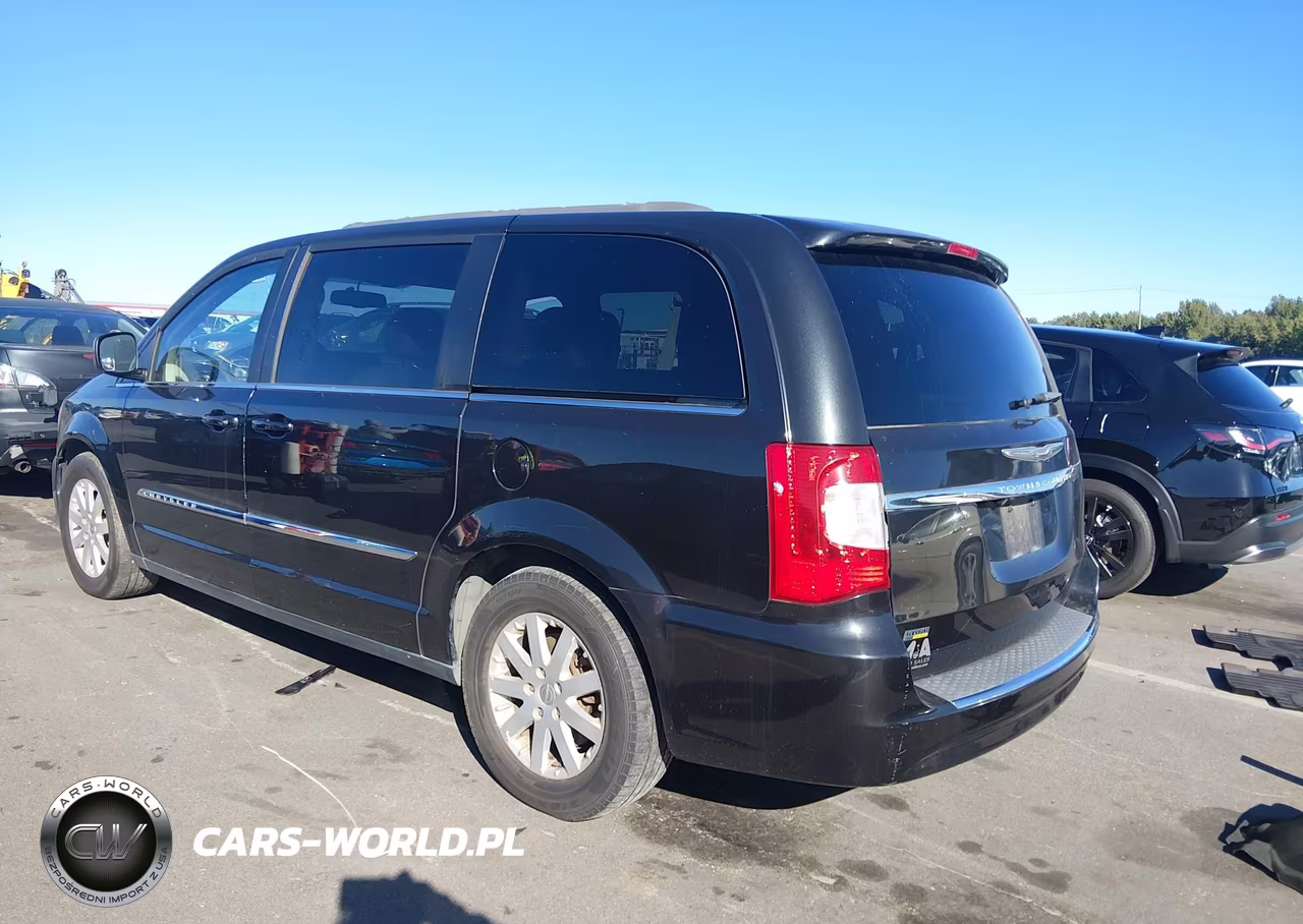 2016 Chrysler Town & Country Touring VIN:2C4RC1BG2GR260186 - 3