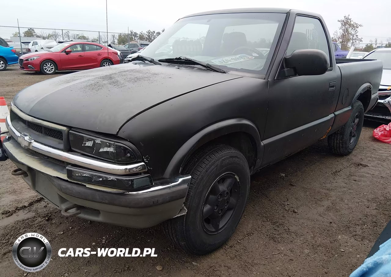 2000 Chevrolet S-10 Ls VIN:1GCDT14W5YK132572 - 2