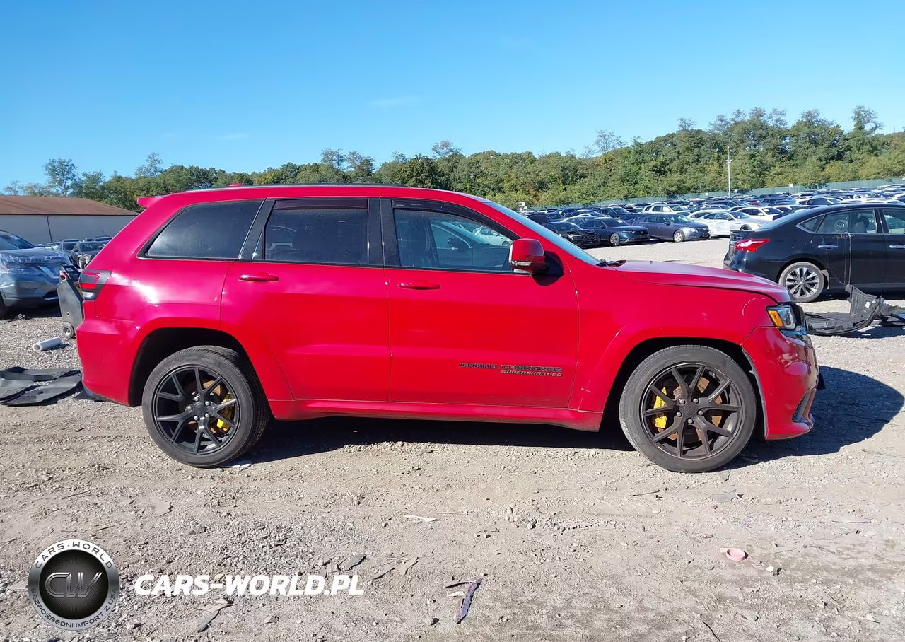 2019 Jeep Grand Cherokee Trackhawk 4X4 VIN:1C4RJFN98KC792401 - 14