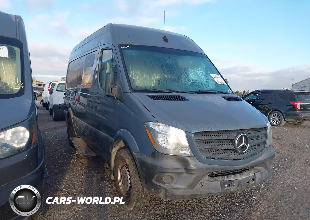 2018 Mercedes-Benz Sprinter 2500 Standard Roof V6 VIN:WD3PE7CD7JP623030 - 1