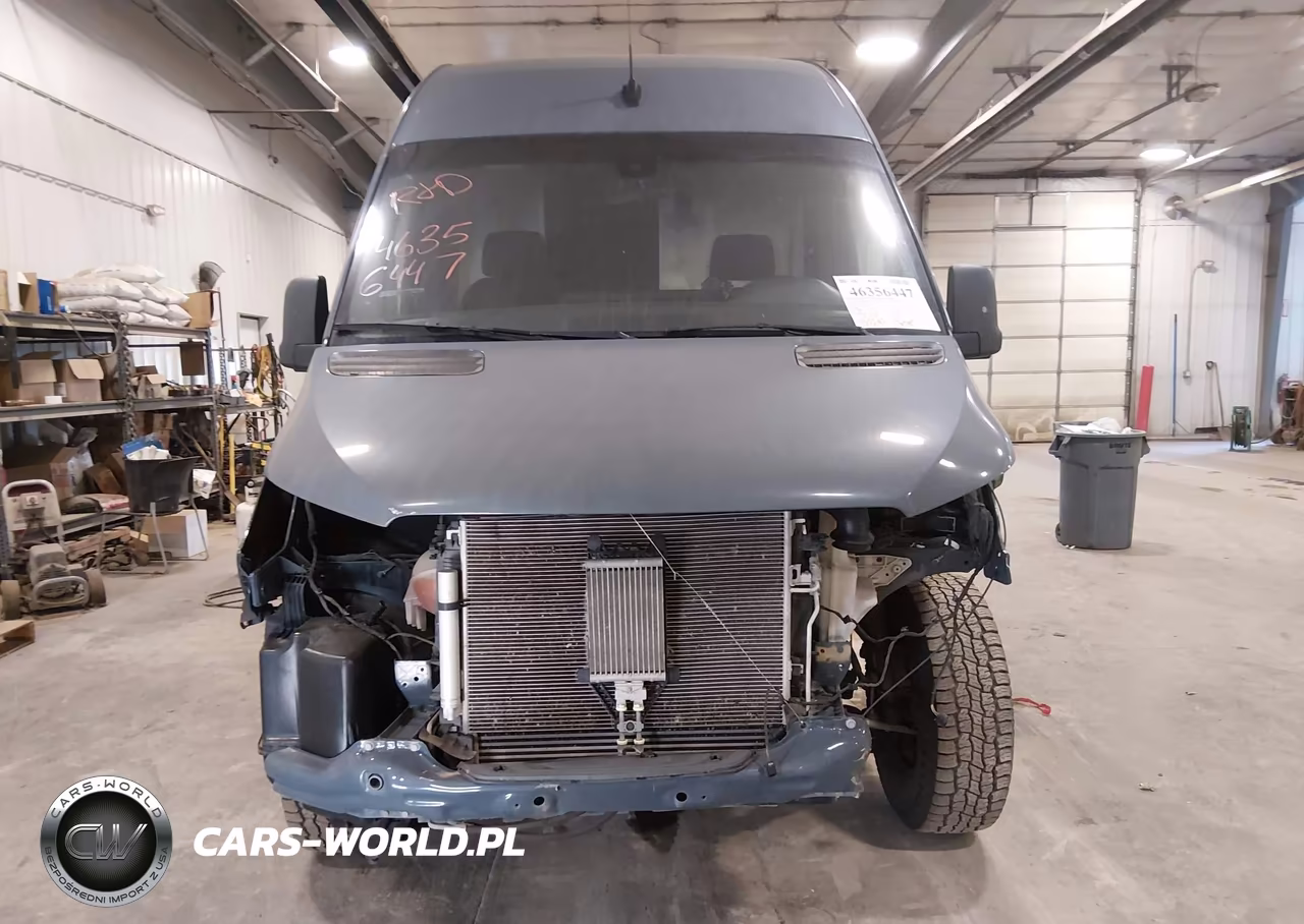 2019 Mercedes-Benz Sprinter 2500 High Roof V6 VIN:WD4PF0CD3KP100685 - 13