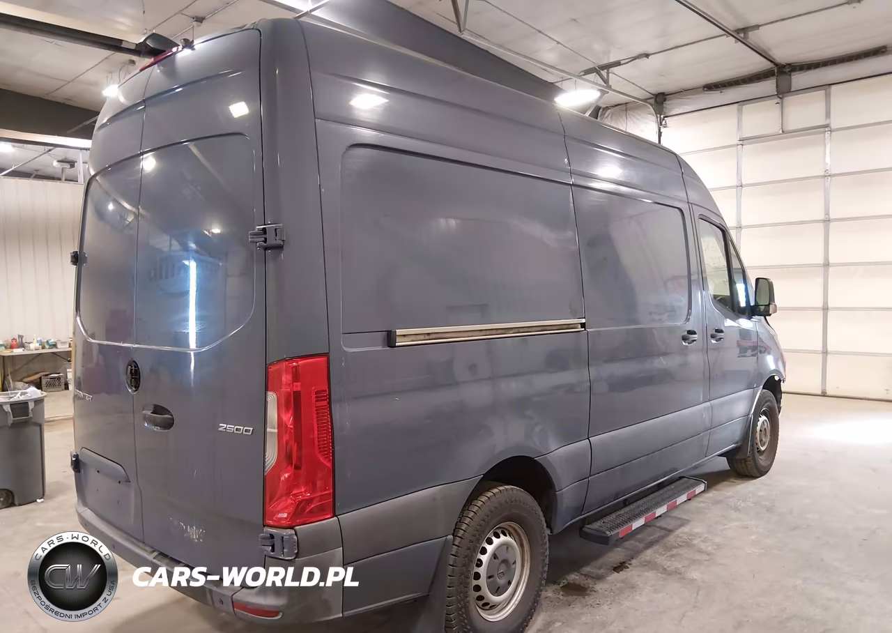 2019 Mercedes-Benz Sprinter 2500 High Roof V6 VIN:WD4PF0CD3KP100685 - 4