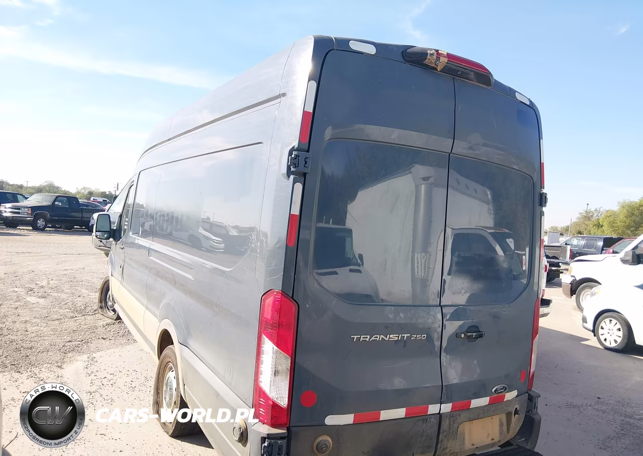 2020 Ford Transit-250 Cargo Van VIN:1FTBR3X83LKA55675 - 3