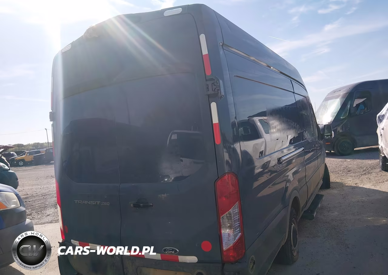 2020 Ford Transit-250 Cargo Van VIN:1FTBR3X83LKA55675 - 4