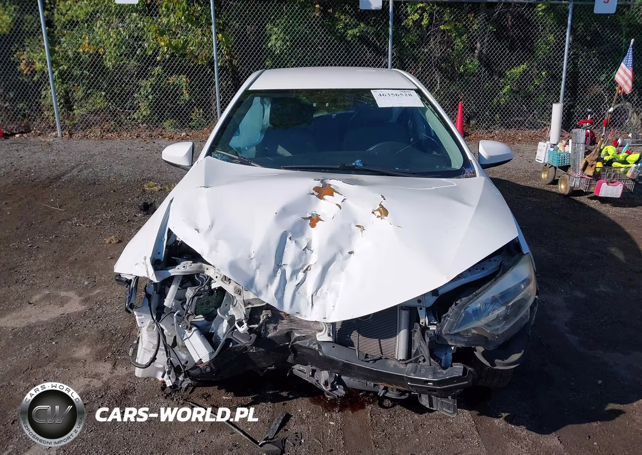 2016 Toyota Corolla Le VIN:2T1BURHE4GC672287 - 12