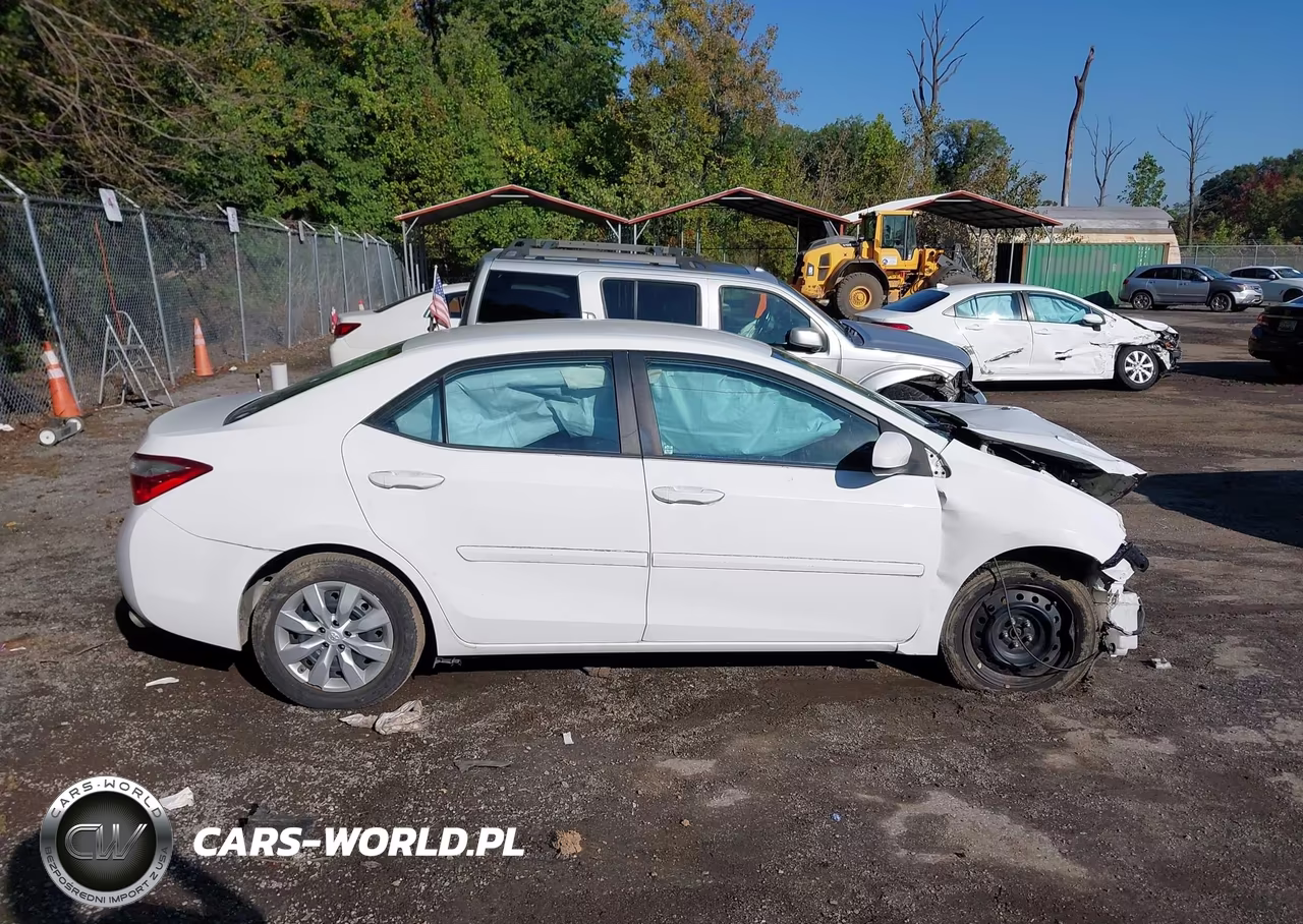 2016 Toyota Corolla Le VIN:2T1BURHE4GC672287 - 13